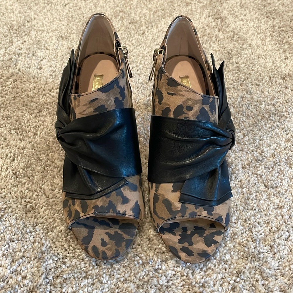 Louise art Cie Heels